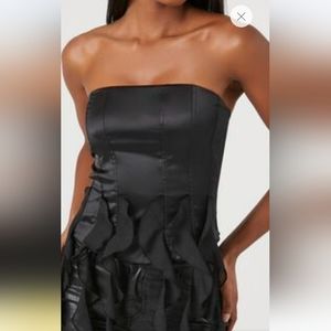 Forever 21 Cherry Mellow Satin Ruffle-Trim Cropped Tube Top Size Medium